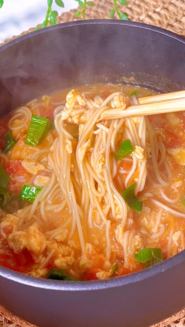15 Mins Tomato and Egg Drop Noodle Soup  🍜
