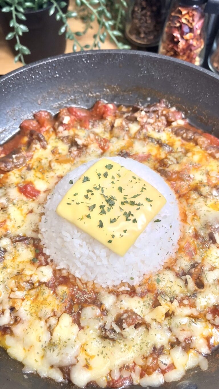 Cheesy Tomato Beef Rice